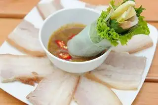 1 GỎI CUỐN THỊT LUỘC - 11.000 ₫ tại Ăn Vặt Cô Linh - Cơm Chiên, Bún Mắm Nêm & Gỏi Cuốn - Nguyên Hồng