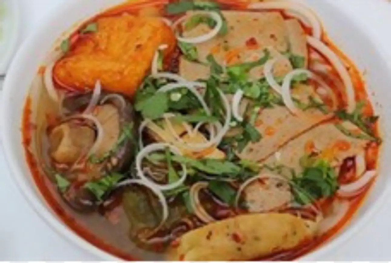 Bún Huế Chay - 32.000 ₫ tại Diệu Hạnh Chay - Cơm Sườn Bì Chả Chay & Bún Thịt Nướng Chả Giò Chay - Trần Tấn