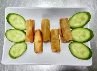 Chả giò chay chiên giòn (5 cây) - 35.000 ₫ tại Quán Chay Phước Lạc - Nguyễn Văn Yến
