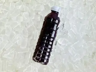 Nước sâm rong biển đường phèn (chai) - 17.000 ₫ tại Little Sip - Trà & Thịt Xiên Nướng - Nguyễn Thị Tần