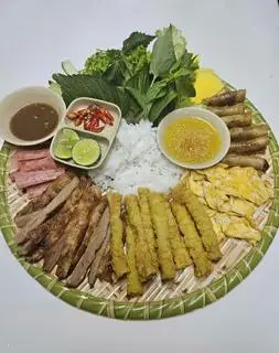 Nem Nướng Thập Cẩm (Tặng 2 Trà Tắc) - 180.000 ₫ tại TiNa - Nem Nướng Nha Trang, Bún Đậu & Bánh Tráng Thịt Luộc - Lê Thị Hồng