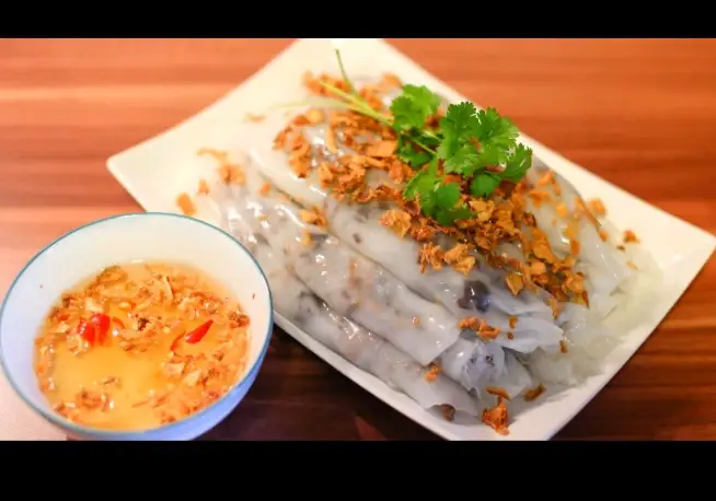  2 bánh cuốn khổng lồ - 89.000 ₫ tại Bánh Cuốn Thăng Long - Xóm Chiếu