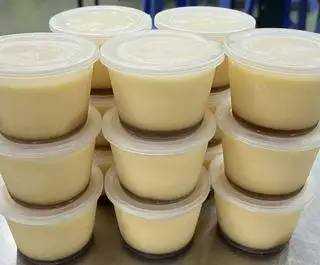 Bánh flan - 20.000 ₫ tại Bún Bò Huế Hạnh - Bành Văn Trân
