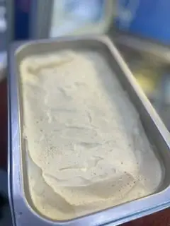 Hình ảnh Apricots and Cream (Kem mơ)