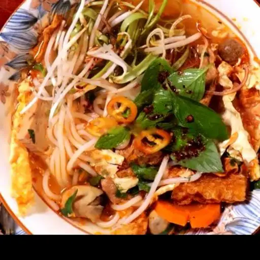Bún Huế chay - 28.000 ₫ tại Cơm Chay Diệu Vy - Lê Quang Định