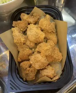Hình ảnh Gà viên lắc phô mai