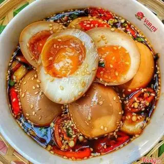 Hình ảnh Combo 2 Trứng lòng đào ngâm tương