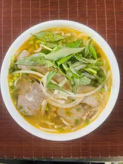 Bún Bò Nạm (4 lát Nạm Bò) - 78.000 ₫ tại Bún Bò Hậu Bến Ngự - Hồ Hảo Hớn