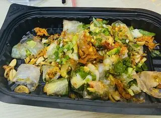 Bánh Tráng Cuốn Trộn  - 35.000 ₫ tại Bánh Tráng Trộn & Ăn Vặt - Pink - Hồ Thành Biên