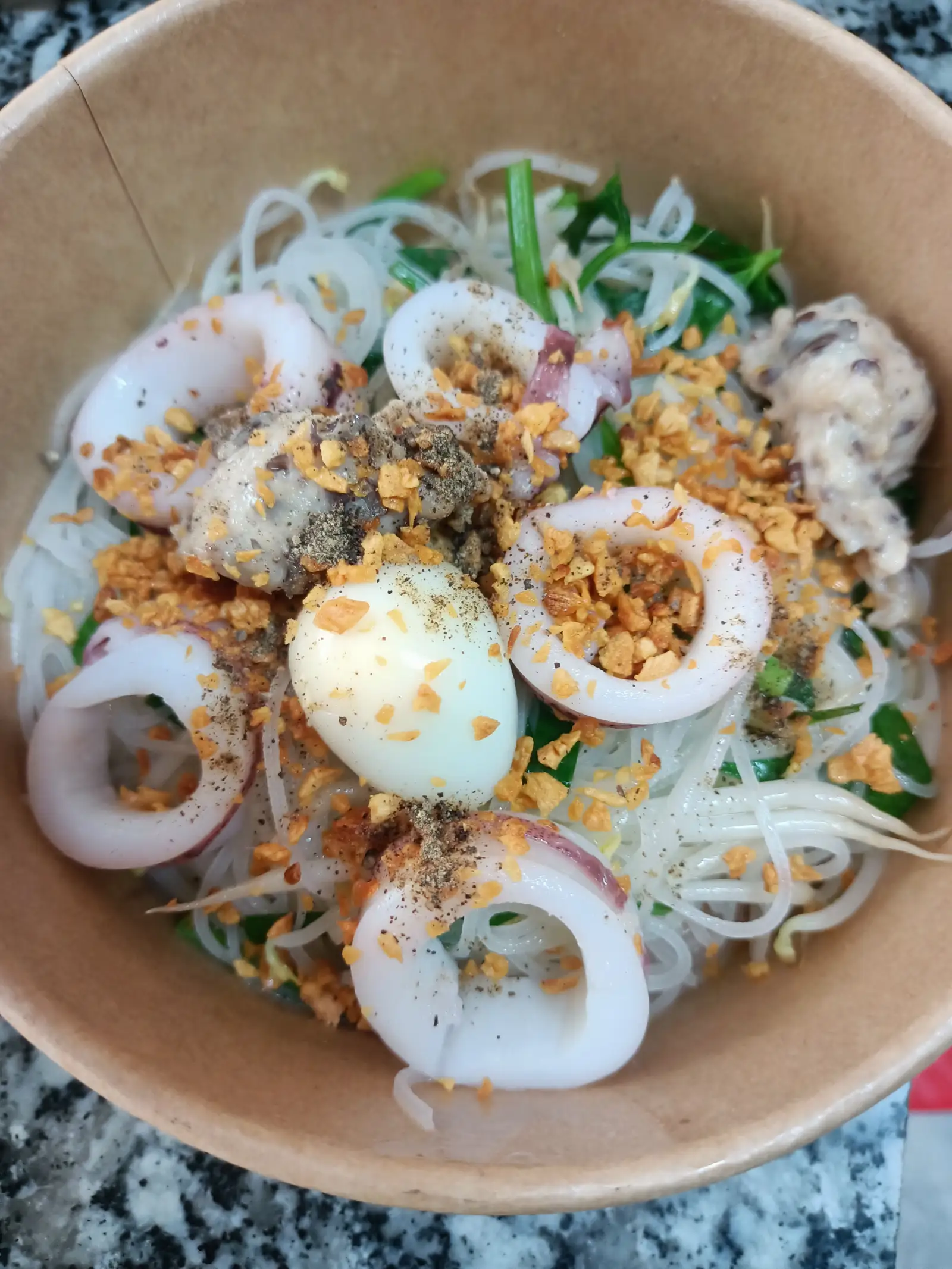 bún mực  - 58.000 ₫ tại Hủ Tiếu Mực 86 - Lạc Long Quân