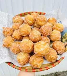 Bánh cam đường trắng - 8.000 ₫ tại Bánh Tiêu, Chuối Chiên & Bánh Bao Chiên Hà Bình - Trịnh Đình Trọng
