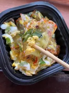 Cuộn ruốc - 35.000 ₫ tại Tiệm Ăn Vặt Nhà Trứng Loco Egg - Bánh Trứng, Bánh Tráng & Súp - Âu Dương Lân