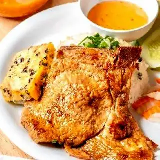 Cơm tấm sườn cốt lết chả - 50.000 ₫ tại Cơm Tấm Quán Hên - Đường Số 7