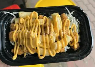 Hình ảnh Combo gà viên - bánh gạo sốt phô mai