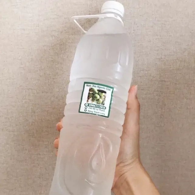 Hình ảnh Combo 3 chai nước dừa bánh tẻ Bến Tre 1,5L