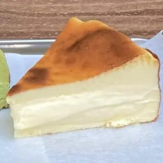 Basque burnt cheesecake BASIC - 55.000 ₫ tại SOWEE - Matcha & Coffee - Lý Chính Thắng
