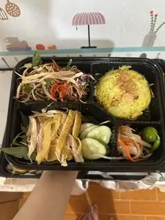 Hình ảnh Cơm gà xé