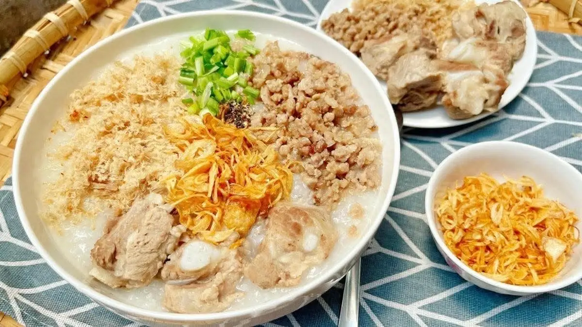 Hình ảnh Cháo sườn quẩy ruốc