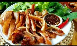 Hình ảnh lỗ tay heo nướng . 