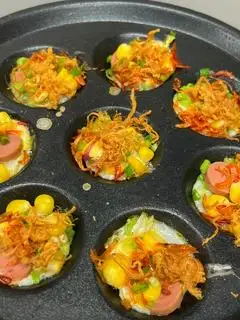 Bánh Trứng Cút Nướng / 8c  - 39.000 ₫ tại Tiệm Bánh Trân Trân - Bánh Tráng Trứng Cuốn Bơ & Bánh Tráng Lụi - Tôn Thất Thuyết