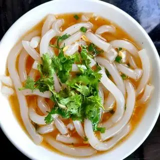 Bánh canh thêm - 18.000 ₫ tại Bánh Canh Cua Gia Linh 1 - Tên Lửa