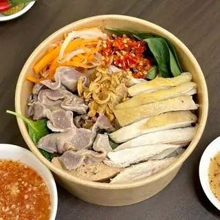 Bánh Ướt Thịt Gà Lòng Gà - 69.000 ₫ tại Chờ Chút - Bánh Ướt Lòng Gà - Trường Sơn