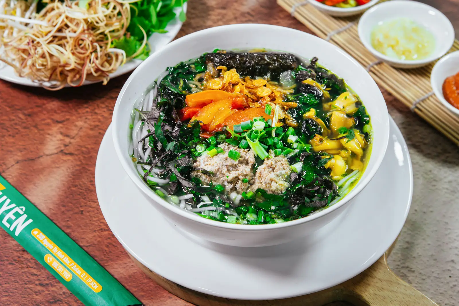 Bún riêu ốc - 91.000 ₫ tại Quán Uyên - Bún Cá Rô Đồng & Bánh Đa Cua Hải Phòng - Nguyễn Thị Minh Khai