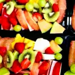 Hình ảnh Khay hoa quả mix theo mùa