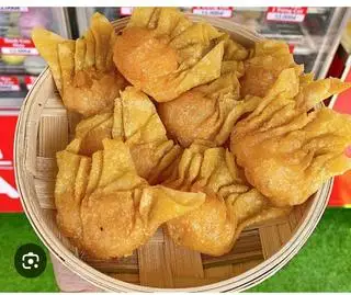 Hoành thánh chiên - 4 cái - 18.000 ₫ tại Cá Viên Chiên 1137 - Đường 3/2