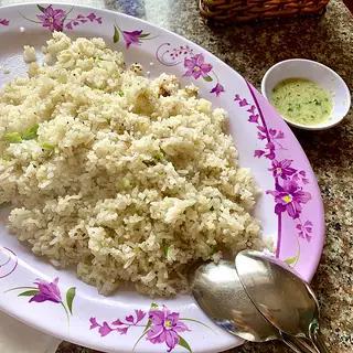 Cơm chiên muối ớt xanh - 35.000 ₫ tại Tiệm Ăn Anh Năm - Cháo Hàu, Mì Xào Hàu & Đặc Sản Hàu - Bà Hạt