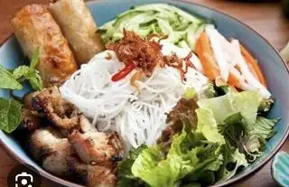 Bún thịt nướng đặt biệt  - 45.000 ₫ tại Trâm Nguyễn - Bún Riêu &  Bún Thịt Nướng - Trần Thị Nghỉ