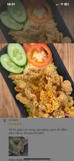 Cơm Da gà giòn - 52.000 ₫ tại  Cơm Gà Xí Muội Bà He - Ung Văn Khiêm