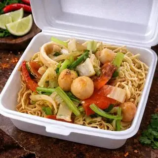 Mì Xào giòn Thập Cẩm - 95.000 ₫ tại Cơm Gà & Mì Xào Giòn Vĩnh Ký - Tạ Quang Bửu