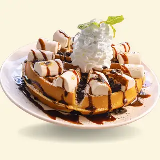 WAFFLE PHỦ SOCOLA & KẸO DẺO - 130.000 ₫ tại Vocuppa Cafe - Waffle & Dessert - Ngô Đức Kế