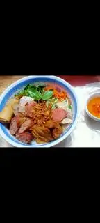 Bánh ướt đặc biệt - 60.000 ₫ tại Thảo Sương - Bún Thịt Nướng - Thái Ly