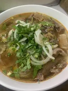 Bún bò tái - nạm - 46.000 ₫ tại Bún Bò A Tuấn - Thành Thái