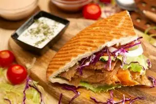 Kebab doner - 35.000 ₫ tại King Kebab - Bánh Mì Thổ Nhĩ Kỳ - Phan Văn Trị  