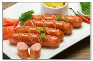 Xúc Xích Chiên ( 1 Cây ) - 15.000 ₫ tại Ăn Vặt Kim - Cá Viên Chiên, Chân Gà Rút Xương Sốt Thái Mix Trứng Non  - Cống Quỳnh