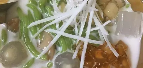 Hình ảnh Bốn Mùa Quán - Chè, Cháo Và Bánh Mì
