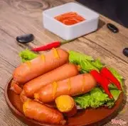 Hình ảnh Combo 4 cây - Xúc xích phô mai giấy bạc 