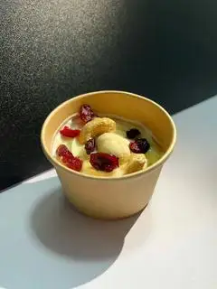 Nuts & Honey Greek Yogurt / Sữa Chua Hy Lạp Hạt Mật Ong / 꿀 & 견과 그릭요거트 - 60.000 ₫ tại Rest Stop - Salad, Eatclean & Healthy - Phó Đức Chính