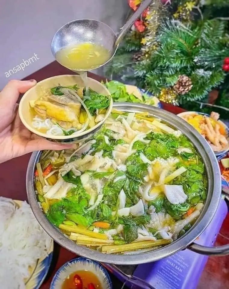 Bún Gà Lá É Full Topping - 74.000 ₫ tại Gà Ủ Muối Đức Huy - Nguyễn Văn Linh