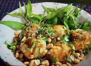 Hột vịt lộn xào me - 16.000 ₫ tại Bánh Xèo & Trứng Vịt Lộn - Thoại Ngọc Hầu 