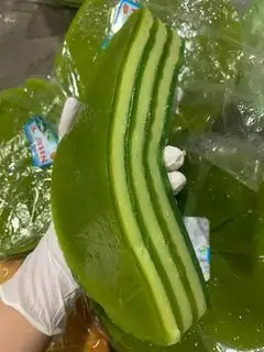 Bánh da lợn - 8.000 ₫ tại Bánh Tiêu, Chuối Chiên & Bánh Bao Chiên Hà Bình - Trịnh Đình Trọng