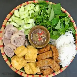 Bún đậu nem chua chả cốm - 75.000 ₫ tại Bún Đậu Mắm Tôm Ngon Chuẩn - Phạm Văn Chiêu