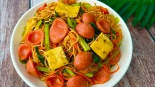 Hình ảnh Mỳ xào xúc xích