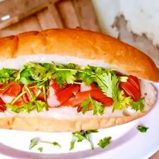Hình ảnh Bánh Mì Xúc Xích