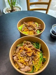 Hình ảnh Mì xào bò