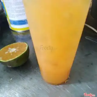 Ép Cam Ly 700ml - 20.000 ₫ tại Quán Nga - Sinh Tố