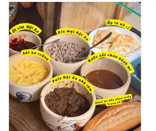 Bánh mì chả - trứng - 43.000 ₫ tại Bánh Mì An Hội An - Lê Văn Lương